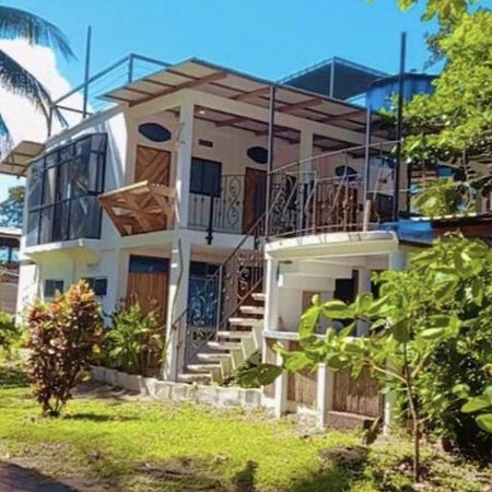 Hotel Pura Natura Beachfront トルトゥゲーロ エクステリア 写真