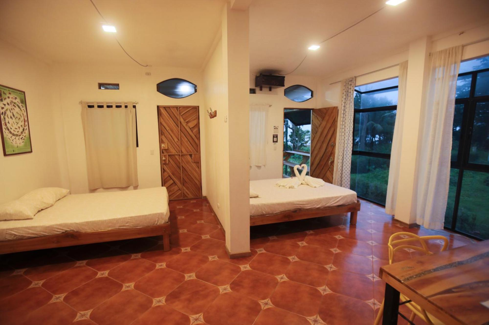 Hotel Pura Natura Beachfront トルトゥゲーロ エクステリア 写真